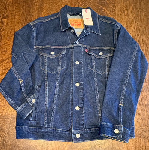 Nwt levi men dark - levi's,